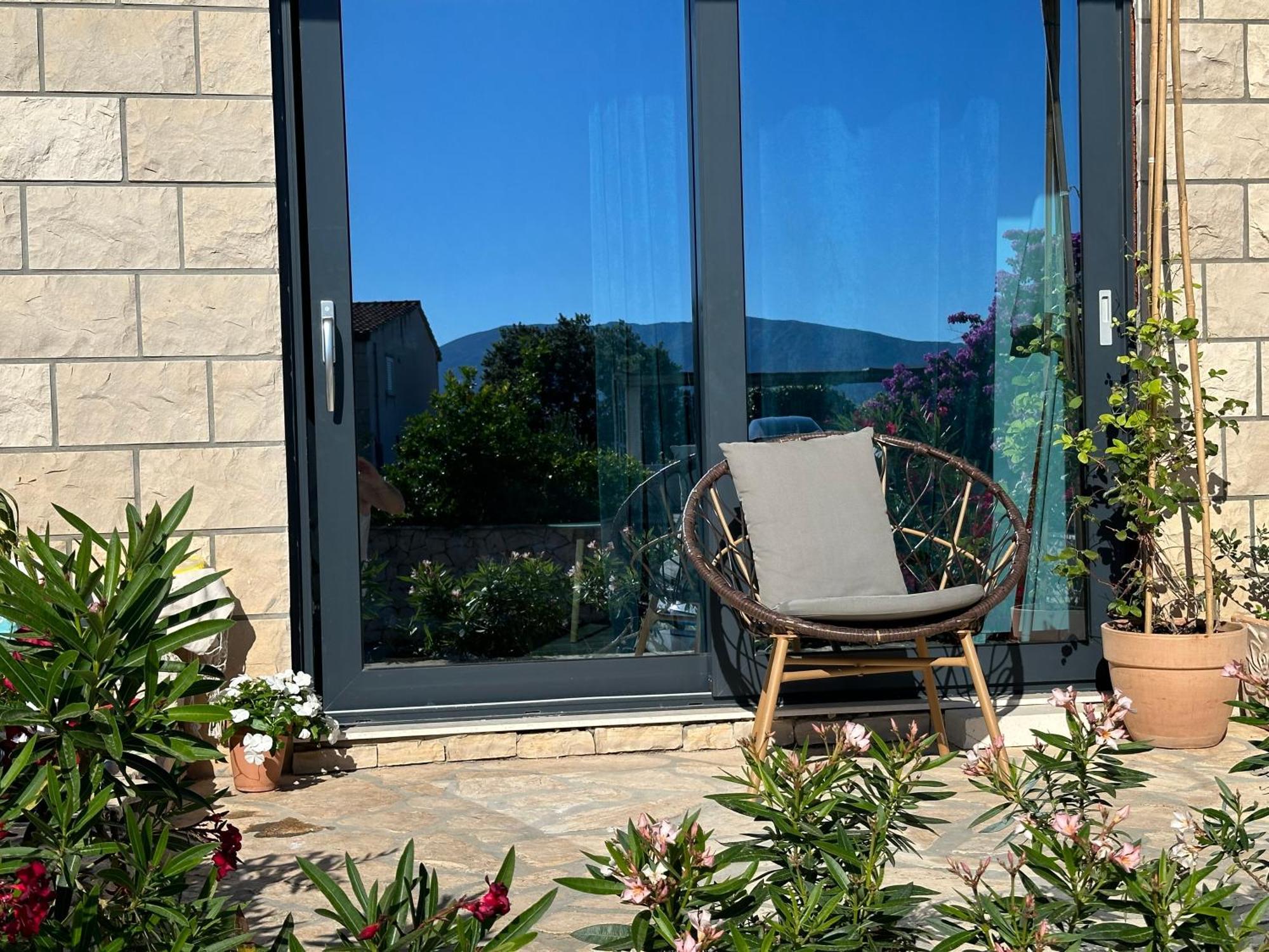 Seaview And Relax Apartment Лумбарда Екстериор снимка